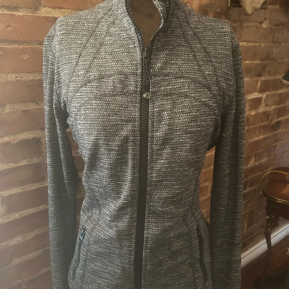 Lululemon Coco Pique Black White Define Classic Jacket, 10, Pristine! - Picture 3 of 13